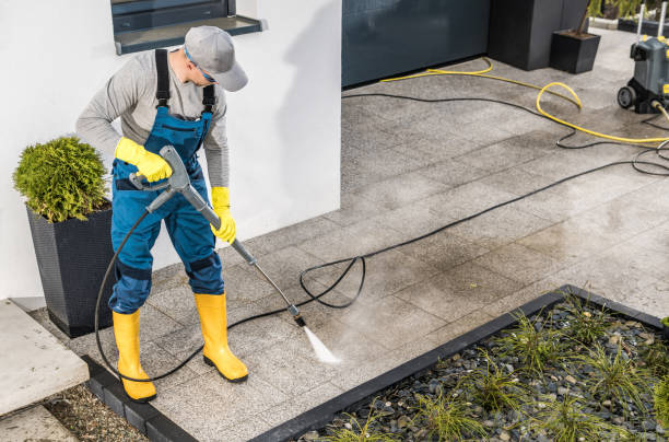 Best Garage Pressure Washing  in Plain City, UT